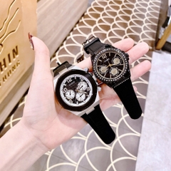 Guess Empire |Cặp Đôi |Mặt Tròn Đen |Đính Đá |Dây Cao Su |Size 46x38mm