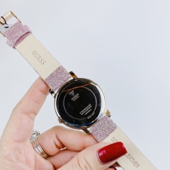 Guess Hình Bướm |Nữ Giới |Rose Gold |Dây Da Kim Tuyến Hồng |Máy Pin (Quartz) |Size 37mm