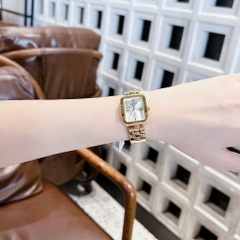 Guess Mặt Chữ Nhật |Nữ Giới |Đính Đá |Dây Kim Loại Vàng Gold |Máy Pin (Quartz) |Size 22mm