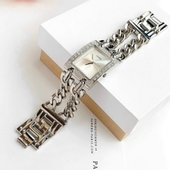 Guess Mặt Chữ Nhật |Nữ Giới |Trắng Silver |Lắc Tay |Máy Pin (Quartz) |Size 28x35mm