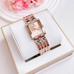 Guess Mod ID |Nữ Giới |6 Kim |Mặt Chữ Nhật |Dây Xích Rose Gold |Máy Pin (Quartz) |Size 24mm
