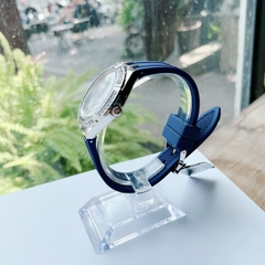 Guess Modern |Nữ Giới |Mặt Tròn Trắng |Dây Sillicone Xanh |Máy Pin (Quartz) |Size 36mm