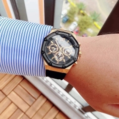 Guess Momentum |Nam Giới |Vàng Gold |Dây Sillicone Đen |Máy Pin (Quartz) |Size 44mm
