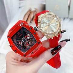 Guess Phoenix |Cặp Đôi |Chronograph |Vàng Gold |Dây Sillicone Đỏ |Size 43x36mm