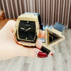Guess Phoenix |Cặp Đôi |Mặt Tam Giác Vàng Gold |Dây Sillicone Đen |Size 43x34mm
