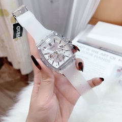 Guess Phoenix |Unisex |Chronograph |Dây Sillicone Trắng |Máy Pin (Quartz) |Size 43x51mm