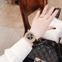 Guess Raven |Nữ Giới |Full Đá Vàng Gold |Dây Sillicone Đen |Máy Pin (Quartz) |Size 38mm