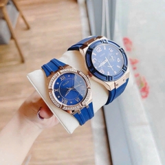 Guess Rigor |Cặp Đôi |Mặt Tròn Rose Gold |Dây Sillicone Xanh |Size 45x36mm