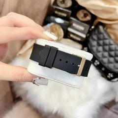 Guess Rigor Fashion |Nữ Giới |Vàng Gold |Dây Cao Su Đen |Máy Pin (Quartz) |Size 38mm