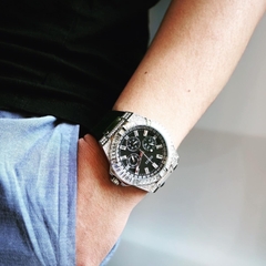 Guess Rigor |Nam Giới |Đính Đá Silver |Dây Sillicone Đen |Máy Pin (Quartz) |Size 47mm