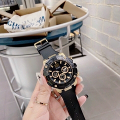 Guess Navigator |Nam Giới |Vàng Gold |Dây Sillicone Đen |Máy Pin (Quartz) |Size 50mm