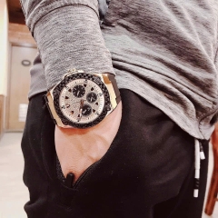 Guess Rigor |Nam Giới |Multifunction |Vàng Gold |Dây Sillicone Đen |Máy Pin (Quartz) |Size 45mm