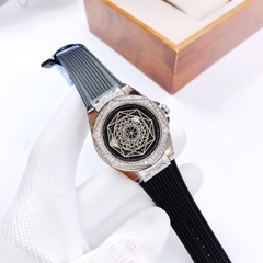 Hanboro Mặt Vũ Trụ |Nữ Giới |Đá Trắng Silver |Dây Cao Su |Máy Pin (Quartz) |Size 36mm