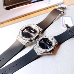 Hanboro Hublot |Cặp Đôi |Đính Đá |Trắng Silver |Dây Sillicone |Máy Pin (Quartz) |Size 34-42mm