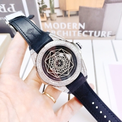 Hanboro Mặt Vũ Trụ Silver |Nam Giới |Mặt Đính Đá |Dây Da |Máy Pin (Quartz) |Size 43mm