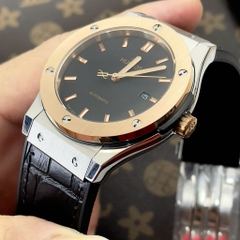 Hublot Classic Fusion |Nam Giới |Demi Rose Gold |Dây Da Bọc Cao Su |Máy Cơ (Automatic) |Size 42mm