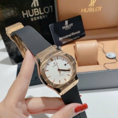 Hublot Classic Fusion |Nam Giới |Mặt Trắng |Rose Gold |Dây Silicone Đen |Máy Cơ (Automatic) |Size 42mm