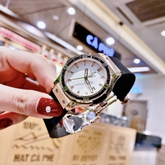Hublot Geneve |Nữ Giới |Rose Gold |Mặt Trắng |Dây Silicone Đen |Máy Pin (Máy Quartz) |Size 34mm