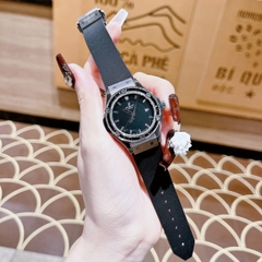 Hublot Geneve |Nữ Giới |Silver |Đính Đá Đen |Dây Silicone |Máy Pin (Máy Quartz) |Size 34mm