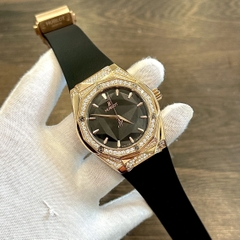 Hublot Classic Orlinski |Nam Giới |Đính Đá |Vàng Gold |Dây Silicone Đen |Máy Cơ (Automatic) |Size 42mm