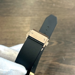 Hublot Classic Orlinski |Nam Giới |Đính Đá |Vàng Gold |Dây Silicone Đen |Máy Cơ (Automatic) |Size 42mm