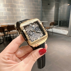 Hublot Square Bang Unico |Nam Giới |Mặt Vuông |Vàng Gold |Dây Silicone |Máy Pin (Máy Quartz) |Size 42x42mm