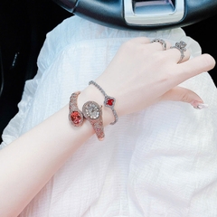 Melissa Đầu Rắn |Nữ Giới |Đính Đá Đỏ |Vòng Tay Rose Gold |Máy Pin (Quartz) |Size 28mm