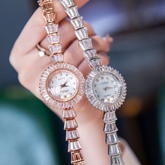 Melissa Mặt Họa Tiết |Nữ Giới |Rose Gold |Vòng Tay Đính Đá Pha Lê |Máy Pin (Quartz) |Size 33mm