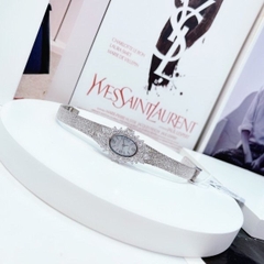 Melissa Mặt Oval |Nữ Giới |Đính Pha Lê |Dây Lưới Silver |Máy Pin (Quartz) |Size 28mm