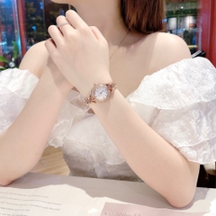 Melissa Mặt Tròn |Nữ Giới |Đính Đá Nhiều Màu |Lắc Tay Rose Gold |Máy Pin (Quartz) |Size 28mm