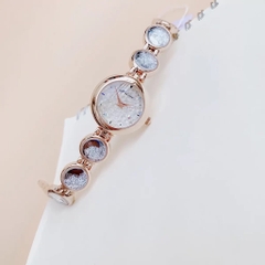 Melissa Mặt Tròn |Nữ Giới |Rose Gold |Lắc Tay Đính Đá Rơi Màu Trắng |Máy Pin (Quartz) |Size 28mm