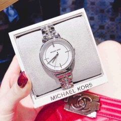 Michael Kors Cinthia |Nữ Giới |Mặt Trắng |Dây Kim Loại Silver |Máy Pin (Quartz) |Size 33mm