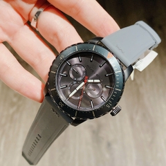 Michael Kors Cunningham |Nam Giới |Mặt Full Đen |Dây Silicone Màu Xám |Máy Pin (Quartz) |Size 40mm
