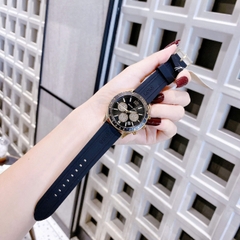 Micheal Kors 6 Kim Đính Đá |Nữ Giới |Vàng Gold |Dây Sillicone Đen |Máy Pin (Quartz) |Size 38mm