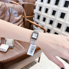 Micheal Kors Micro-Georgie |Nữ Giới |Mặt Vuông Trắng |Dây Kim Loại Silver |Máy Pin (Quartz) |Size 20mm