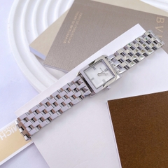 Micheal Kors Micro-Georgie |Nữ Giới |Mặt Vuông Trắng |Dây Kim Loại Silver |Máy Pin (Quartz) |Size 20mm