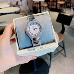 Micheal Kors Sylvia |Nữ Giới |Mặt Xà Cừ |Đính Đá |Dây Kim Loại Silver |Máy Pin (Quartz) |Size 33mm