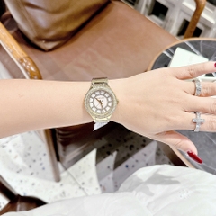 Micheal Kors Kerry |Nữ Giới |Mặt Khảm Trai Hồng |Dây Kim Loại Vàng Gold |Máy Pin (Quartz) |Size 36mm