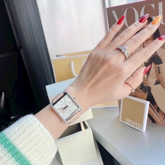 Michael Kors Mặt Vuông Đính Đá |Nữ Giới |Chronograph |Dây Da Hồng |Máy Pin (Quartz) |Size 32x32mm