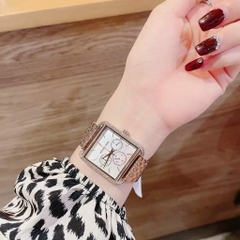 Michael Kors Mặt Vuông |Nữ Giới |Đính Đá |Dây Kim Loại Vàng Gold |Máy Pin (Quartz) |Size 39mm