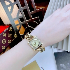 Michael Kors Mini Lock |Nữ Giới |Vàng Gold |Mặt Vuông MK |Dây Mắt Xích |Máy Pin |Size Nhỏ 25mm