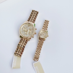 Michael Kors Lexington |Cặp Đôi |Mặt Full Đá |Dây Kim Loại Vàng Gold |Máy Pin (Quartz) |Size 44x22mm