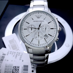 Emporio Armani Mặt Tròn |Mặt Trắng |Nam Giới |Dây Kim Loại |Máy Pin (Quartz) |Size 42mm