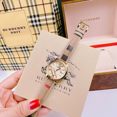 Burberry The Classic Round |Nữ Giới |Vàng Gold |Dây Vải Bọc Da Nude |Máy Pin (Quartz) |Size 32mm