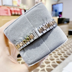 Fendi IShine |Nữ Giới |Mặt Tròn |Đính Diamond Đỏ |Dây Kim Loại Demi Rose |Máy Pin (Quartz) |Size 33mm