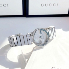 Gucci Interlocking Đính Đá |Nữ |Mặt Xà Cừ Trắng |Dây Kim Loại Silver |Máy Pin (Quartz) |Size 30mm
