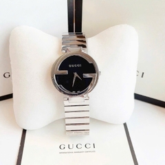 Gucci Interlocking |Nữ Giới |Mặt Tròn Đen |Dây Kim Loại Silver |Máy Pin (Quartz) |Size 36mm