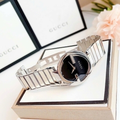 Gucci Interlocking |Nữ Giới |Mặt Tròn Đen |Dây Kim Loại Silver |Máy Pin (Quartz) |Size 36mm