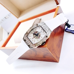 Hanboro Nữ Dây Cao Su Trắng |Mặt Oval Cỏ 4 Lá |Nữ Giới |Máy Pin (Quartz) |Size 32x45mm