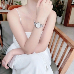 Burberry The Classic Round |Nữ Giới |Silver |Dây Vải Bọc Da Trắng |Máy Pin (Quartz) |Size 32mm